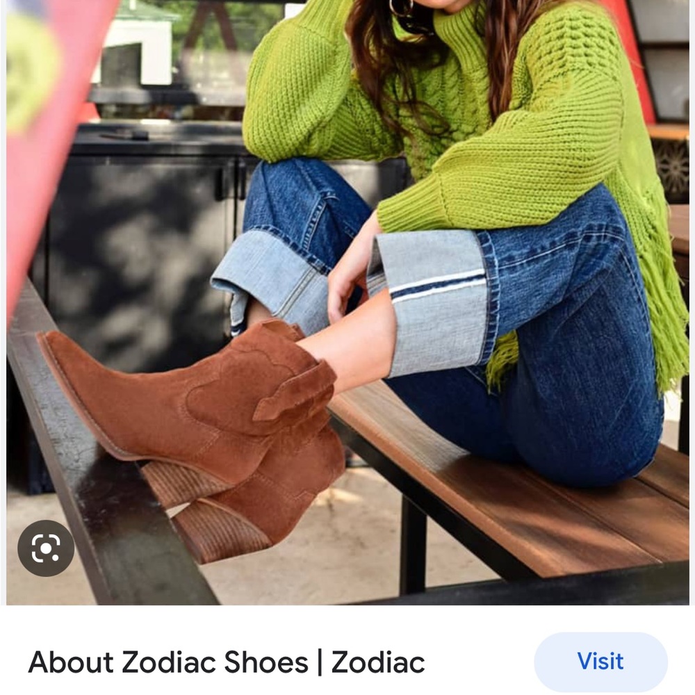 ZODIAC
Women's Roslyn Western
Booties
New